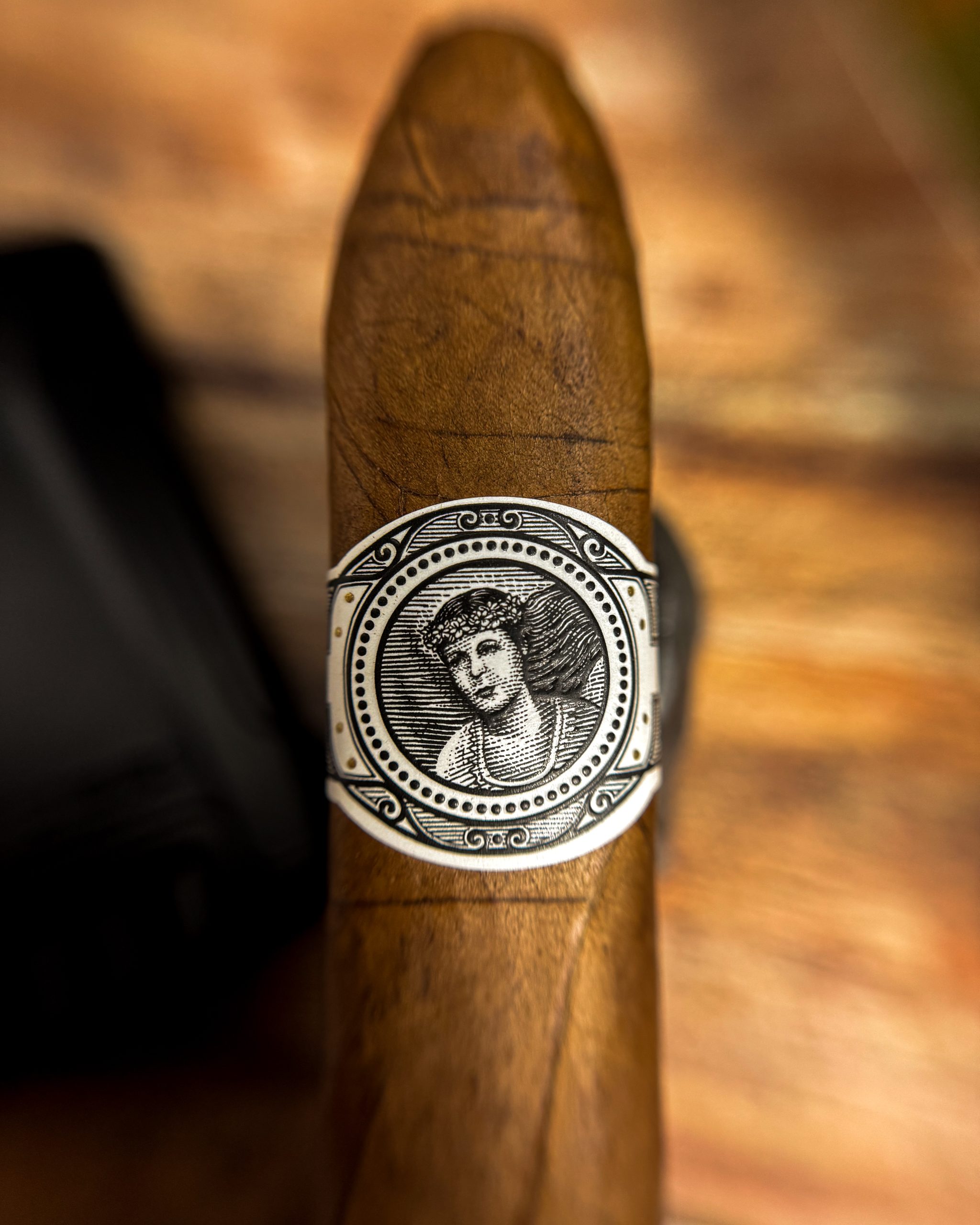 Cigar review Warped Nicotina Polski Aficionado